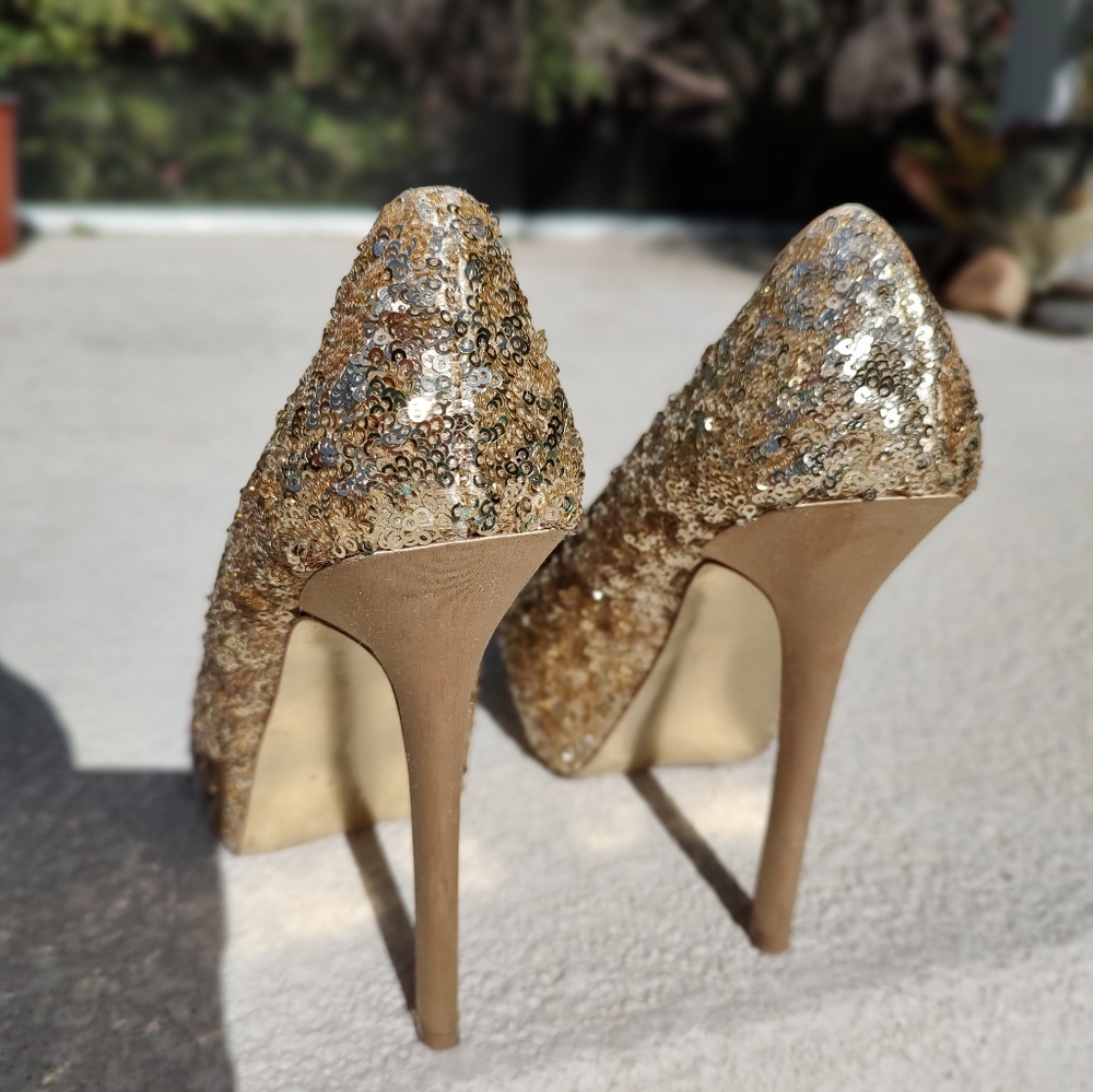 Steve Madden Gold Sequin platform heels - Picture 13 of 16